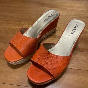Prada Wedge. Size 38. Orange leather.